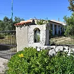 Semesterbostad Su Cuile Historical With Barbecue Martis
